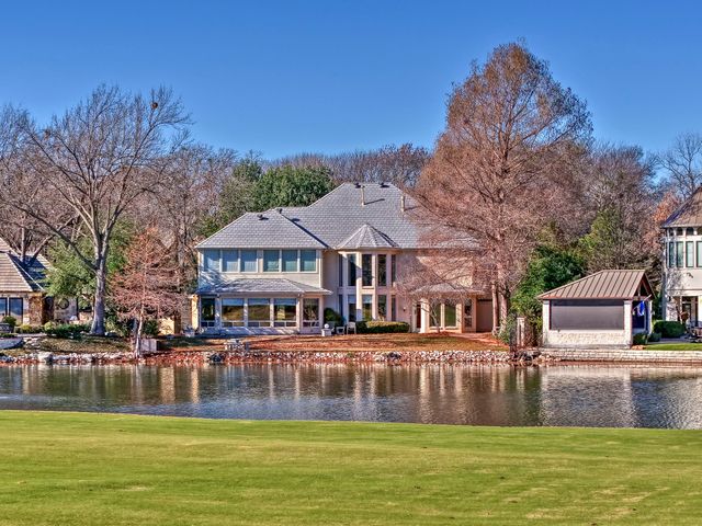 6940 Laurel Valley Drive, Fort Worth, TX 76132