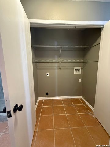 4119 Medical Dr Apt C204, San Antonio, TX 78229