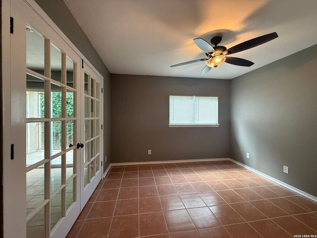 4119 Medical Dr Apt C204, San Antonio, TX 78229