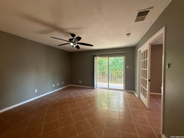 4119 Medical Dr Apt C204, San Antonio, TX 78229