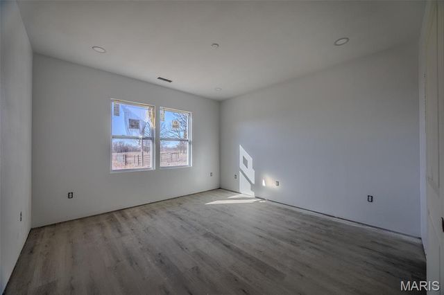 2043 Kay Avenue, Lebanon, MO 65536