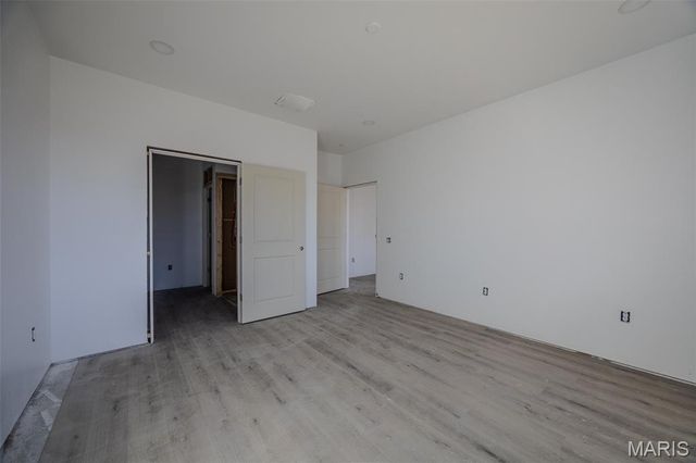 2043 Kay Avenue, Lebanon, MO 65536