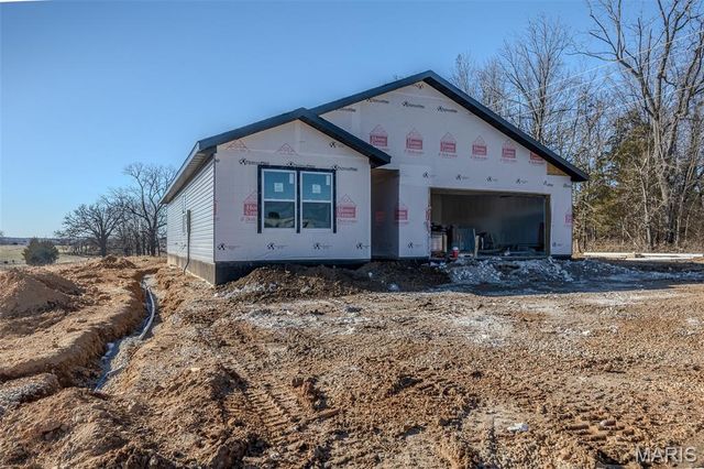 2043 Kay Avenue, Lebanon, MO 65536