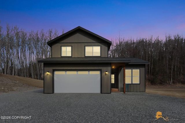 8398 N Onondaga Street, Palmer, AK 99645