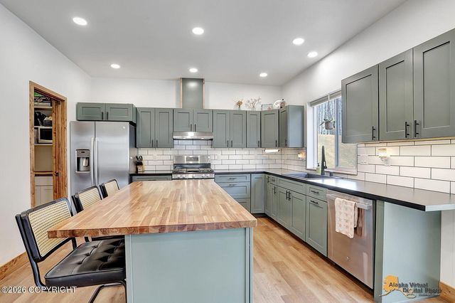 8398 N Onondaga Street, Palmer, AK 99645