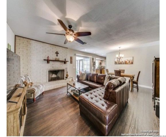 5830 Freemans Farm, San Antonio, TX 78233
