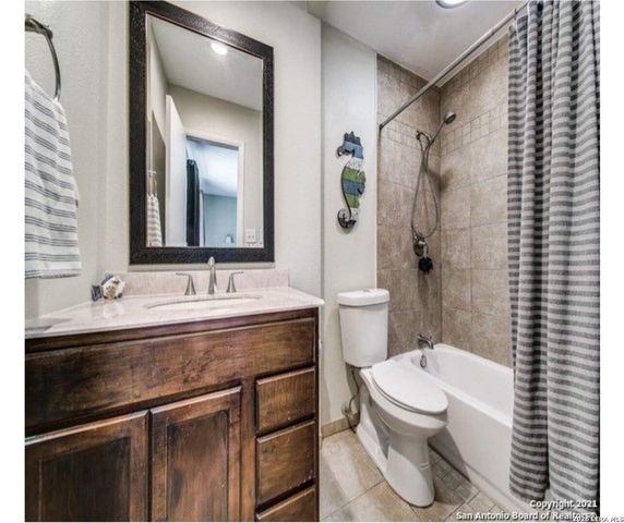 5830 Freemans Farm, San Antonio, TX 78233