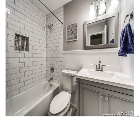 5830 Freemans Farm, San Antonio, TX 78233