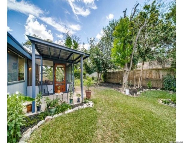 5830 Freemans Farm, San Antonio, TX 78233