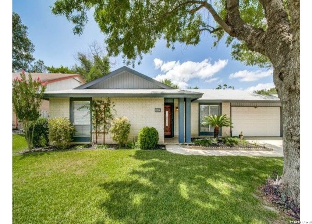 5830 Freemans Farm, San Antonio, TX 78233