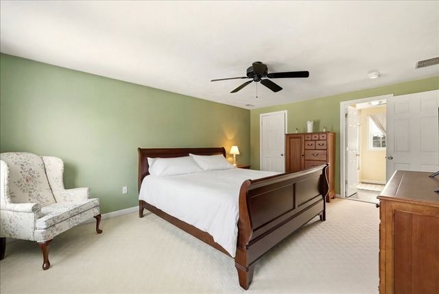 7 Tispaquin St, Middleboro, MA 02346