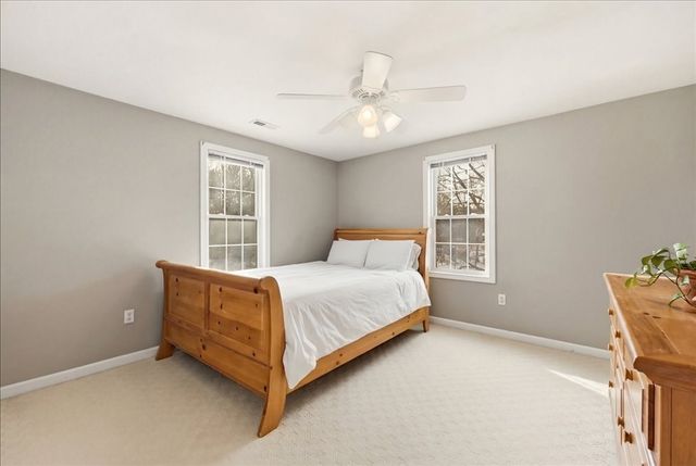 7 Tispaquin St, Middleboro, MA 02346