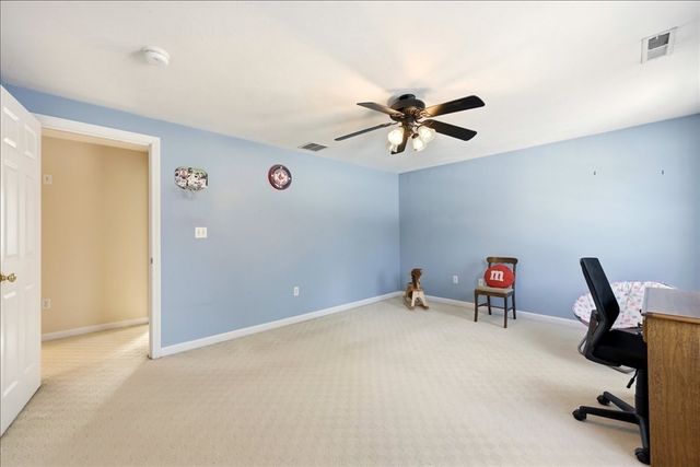 7 Tispaquin St, Middleboro, MA 02346