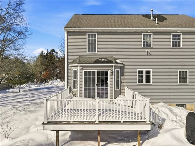 7 Tispaquin St, Middleboro, MA 02346