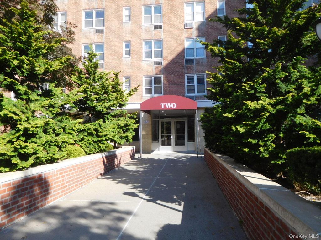 2 Sadore Lane 7-T, Yonkers, NY 10710 — exterior