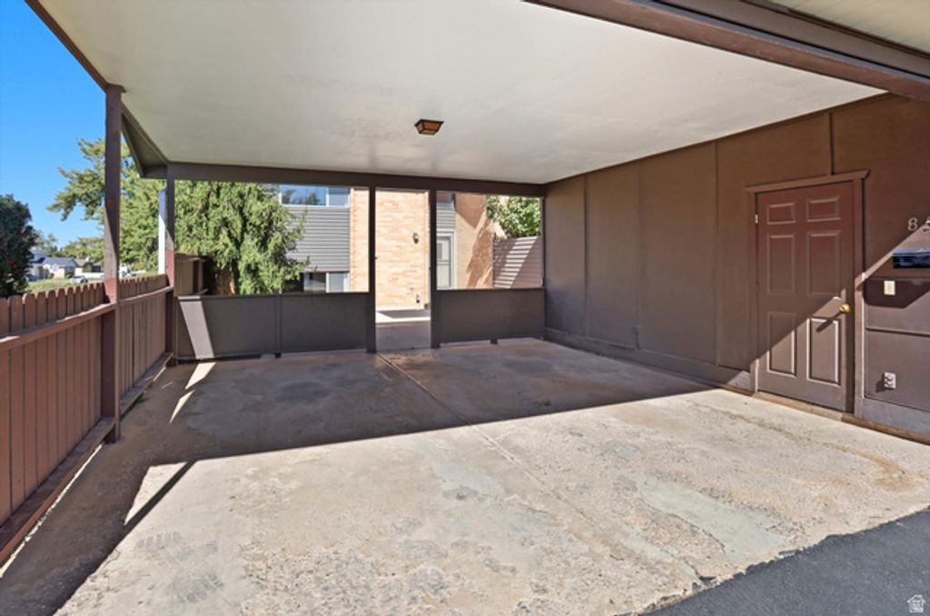 Image 28 of property listing at 856 E 5575 S, South Ogden, UT 84405