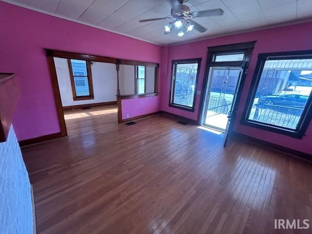 64 E Washington Avenue, Peru, IN 46970