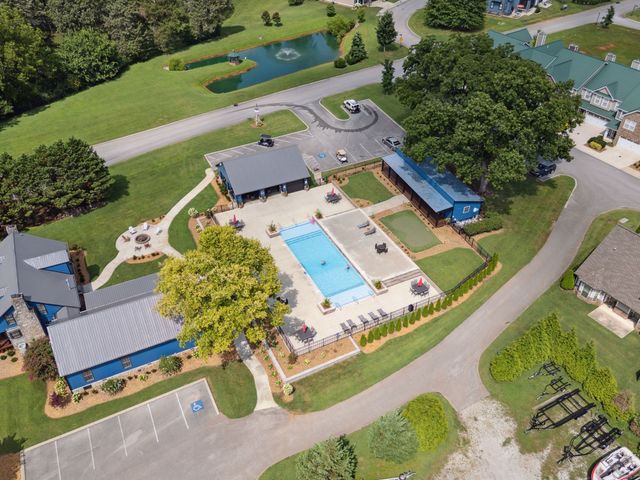 65 Campfire Ct, Winchester, TN 37398