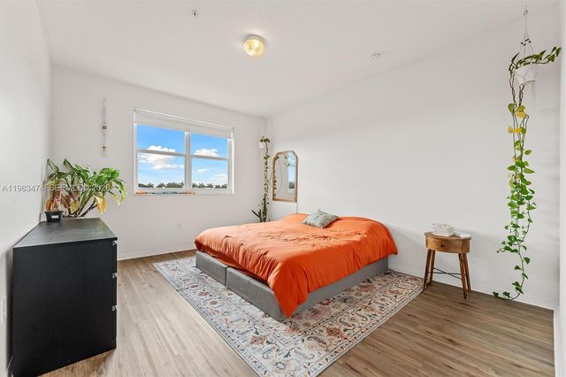 1086 SW 144th Ave 802, Pembroke Pines, FL 33027