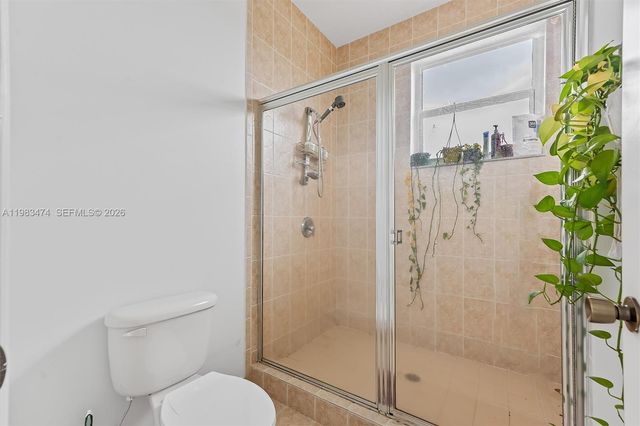 1086 SW 144th Ave 802, Pembroke Pines, FL 33027