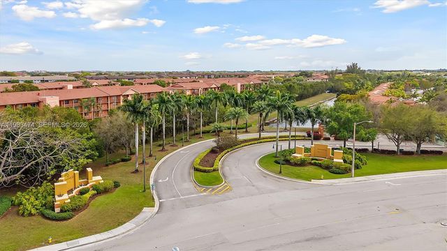 1086 SW 144th Ave 802, Pembroke Pines, FL 33027