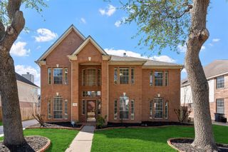 11910 Mckinney Falls Lane Lane, Sugar Land, TX 77498