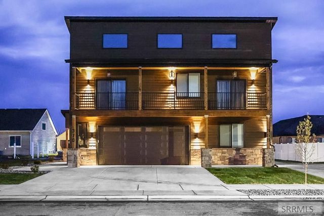 370 Camas Street, Sugar City, ID 83448