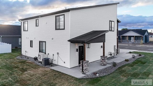 370 Camas Street, Sugar City, ID 83448