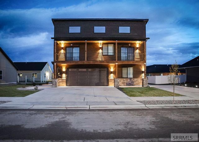 370 Camas Street, Sugar City, ID 83448
