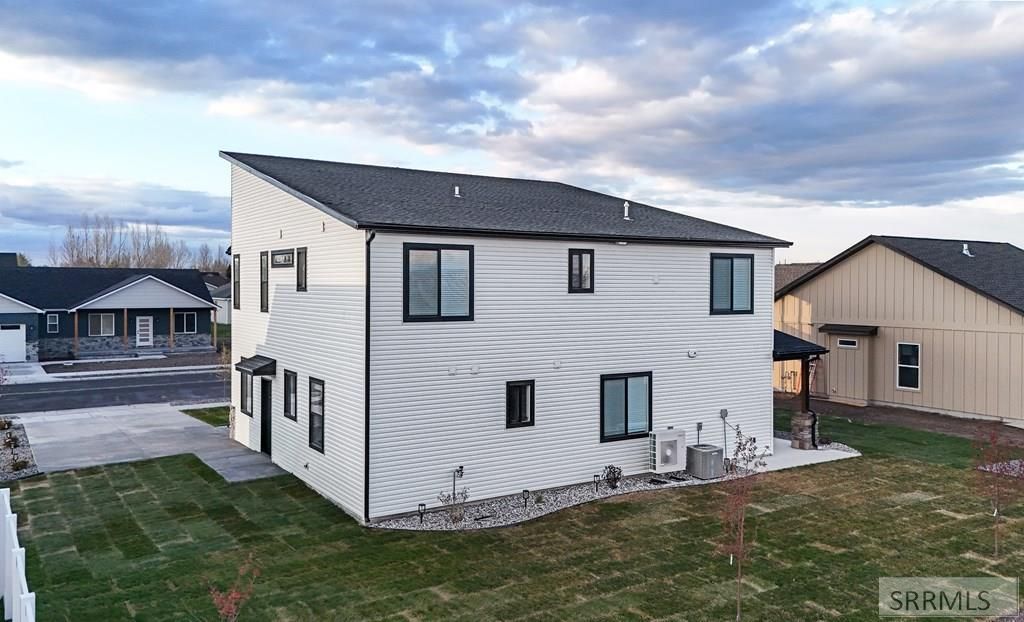 Image 50 of property listing at 370 Camas Street, Sugar City, ID 83448