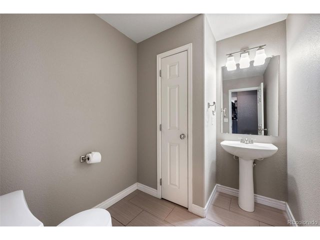 3682 E 92nd Pl, Thornton, CO 80229