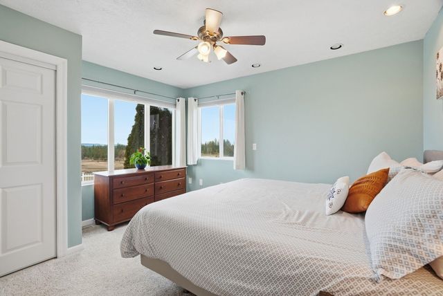 14211 S Keeney Rd, Spokane, WA 99224