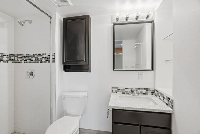 14211 S Keeney Rd, Spokane, WA 99224