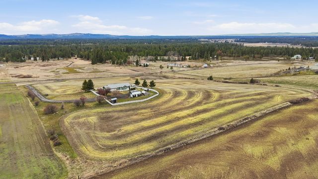 14211 S Keeney Rd, Spokane, WA 99224