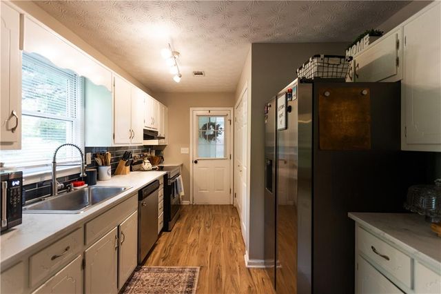90 Cedar Creek Drive, Covington, GA 30014
