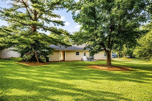 90 Cedar Creek Drive, Covington, GA 30014