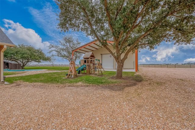 3819 Cottonwood School Road, Rosenberg, TX 77471