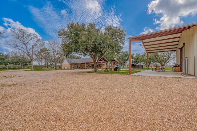 3819 Cottonwood School Road, Rosenberg, TX 77471