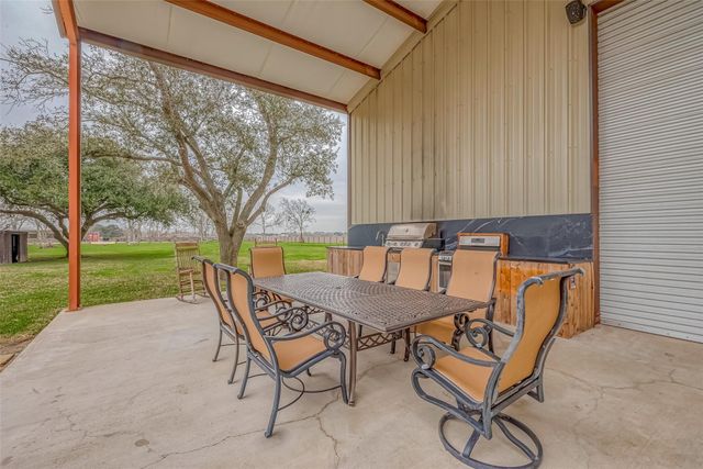 3819 Cottonwood School Road, Rosenberg, TX 77471