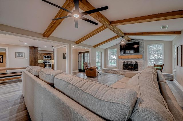 3819 Cottonwood School Road, Rosenberg, TX 77471