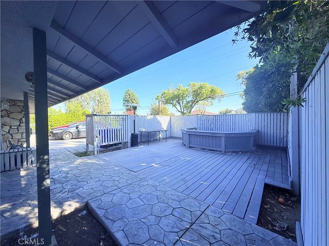 869 W 14th Street, Upland, CA 91786