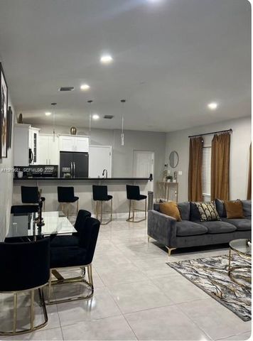 933 NW 2nd Avenue, Fort Lauderdale, FL 33311