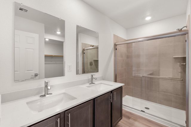 1532 Rawhide Loop NE, Rio Rancho, NM 87144