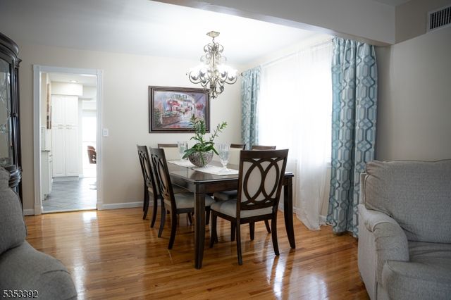 15 Millridge Rd, Secaucus Town, NJ 07094