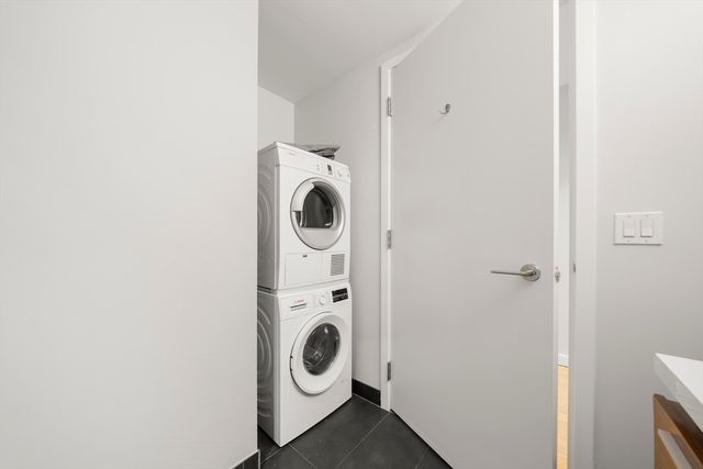 691 Massachusetts Ave TH102, Boston, MA 02118