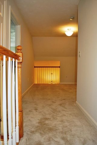 39 Country Hill Rd 39, Holden, MA 01520