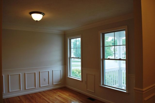 39 Country Hill Rd 39, Holden, MA 01520