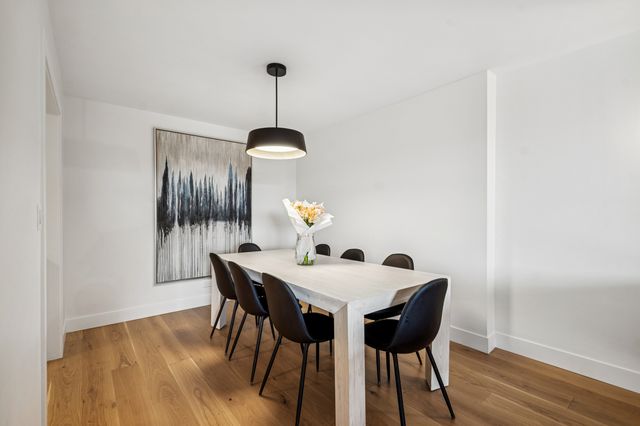 1671 Mission Hills Road S404, Northbrook, IL 60062