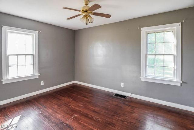 8202 Navarre Road SW, Massillon, OH 44646