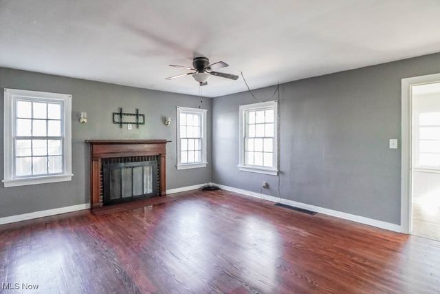 8202 Navarre Road SW, Massillon, OH 44646